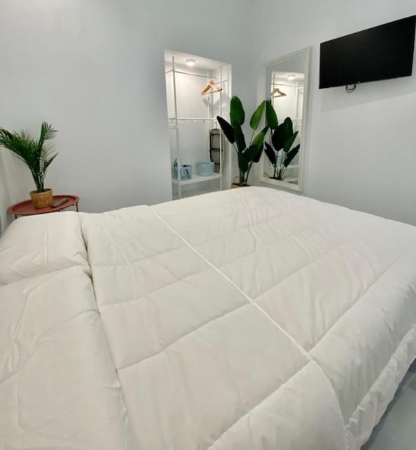 Apartamento Isasa Cordova Esterno foto